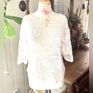 THE PALM TREE Crocheted White Cotton Top Lg.